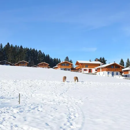 Nyaraló Ferienhaus-Berg-Und-Seetraum *
